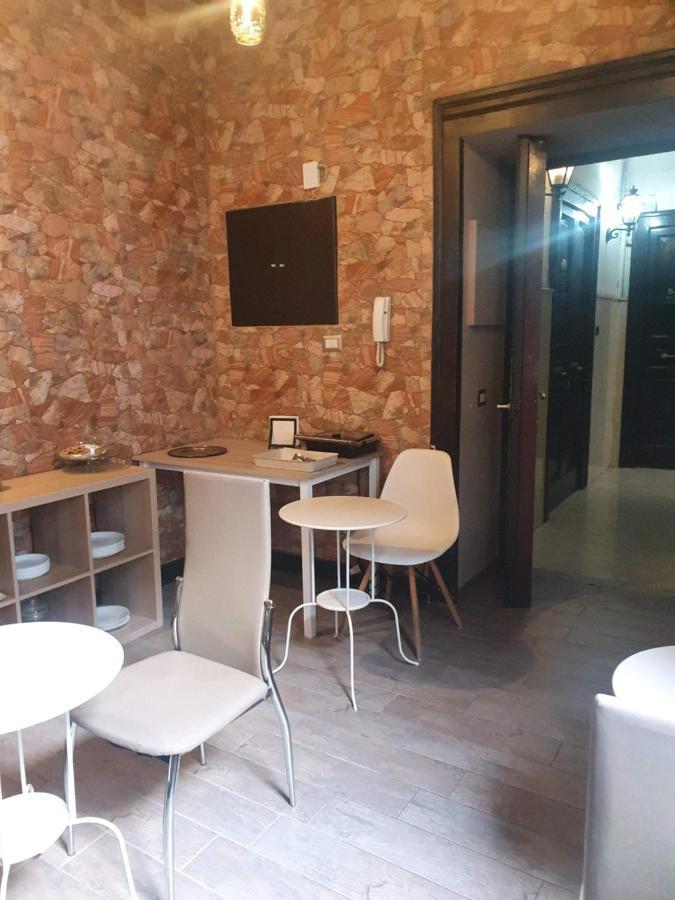 Emyjo Central B&B Napoli Dış mekan fotoğraf